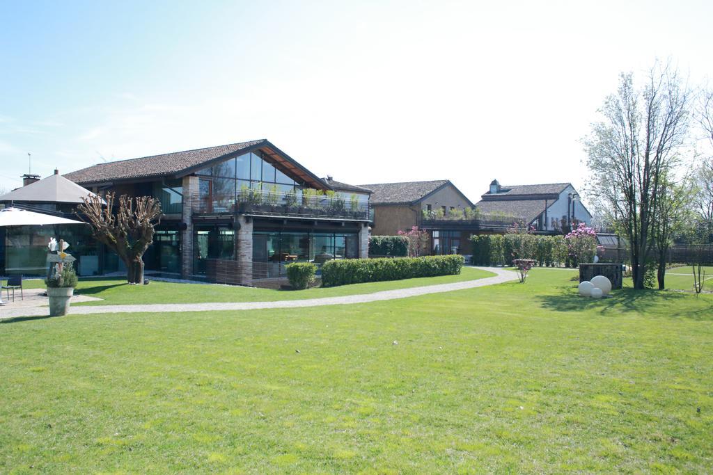 Hotel Il Tesoro Living
